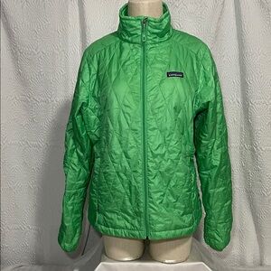 Patagonia Women's Vibrant Green Puffer Jacket